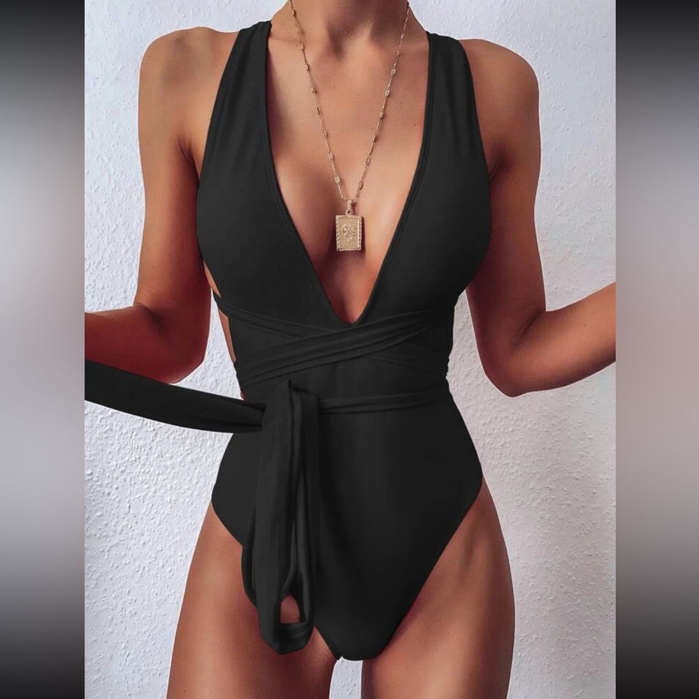 Black 1 Piece Swimsuit!